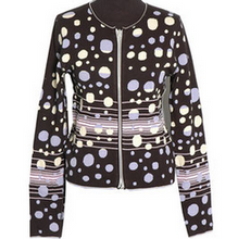 Laden Sie das Bild in den Galerie-Viewer, xess+baba Strickjacke black
