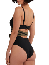 Laden Sie das Bild in den Galerie-Viewer, Wolford Badeanzug
