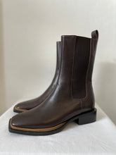 Laden Sie das Bild in den Galerie-Viewer, Bellariva Stiefel Gr 35.5
