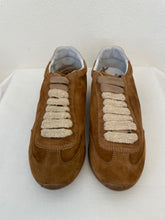 Laden Sie das Bild in den Galerie-Viewer, Soldini Sneaker Tuffy
